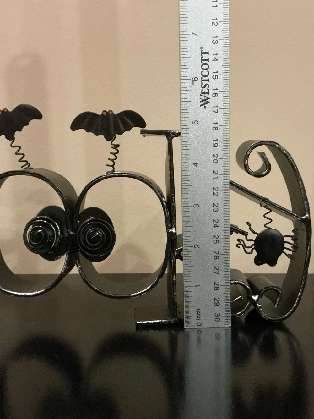 Decorative Antique-Looking Metal SPOOKY Halloween Sign